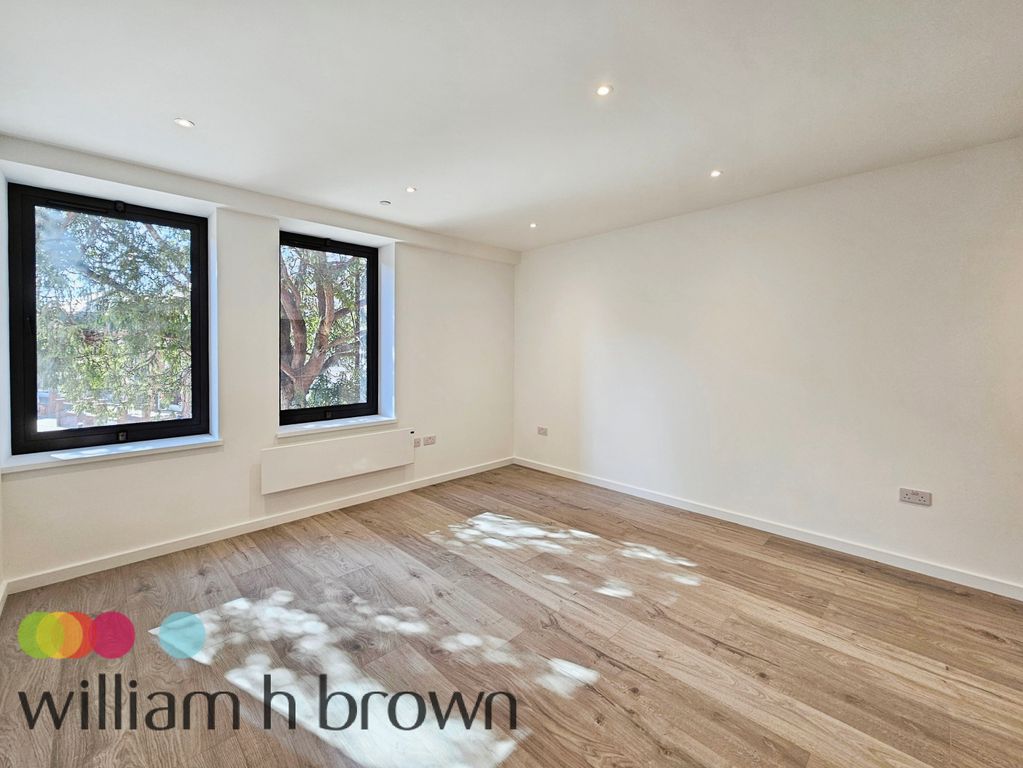 Property photo 3 of 8 Image