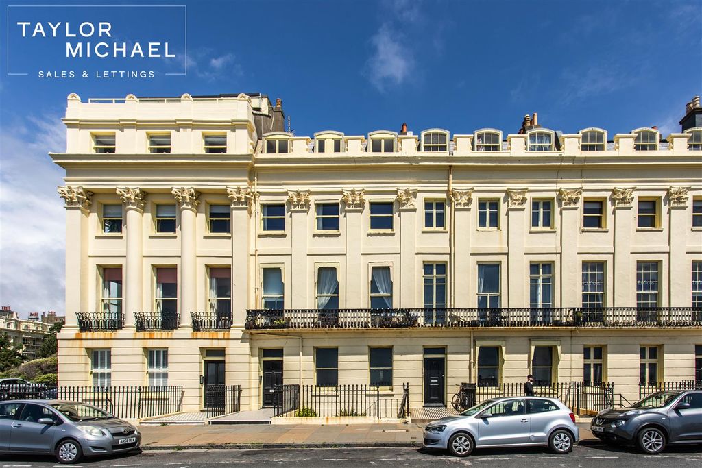 Property photo 1 of 13 Brunswick Terrace