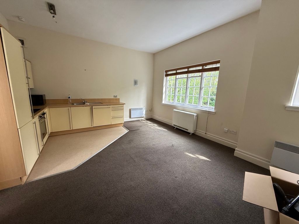 Property photo 3 of 11 Img_8165