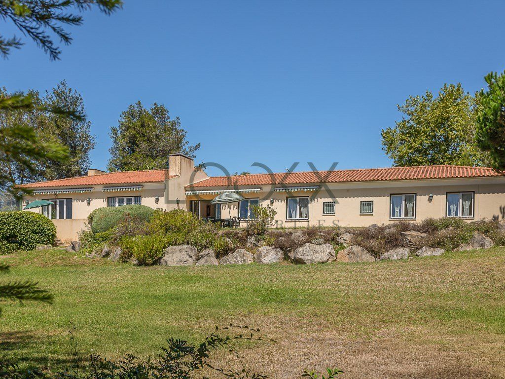 Property photo 2 of 48
