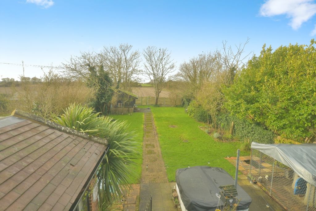 Property photo 2 of 25 Pbox-Img.Jpg