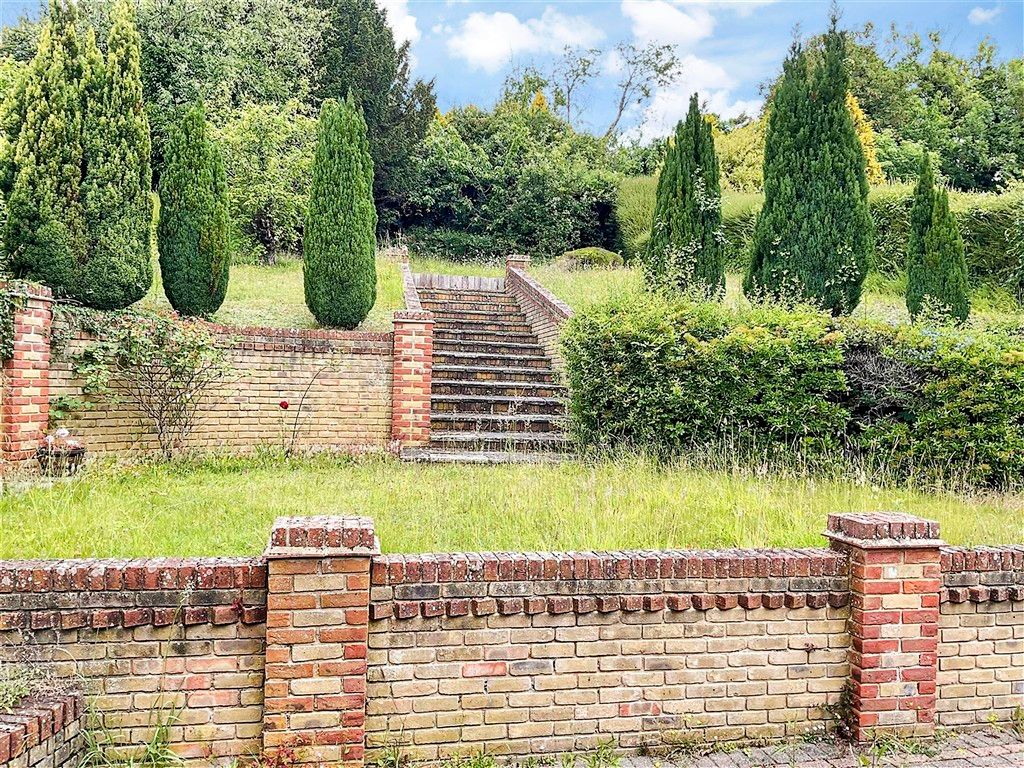 Property photo 1 of 12 Rear Garden