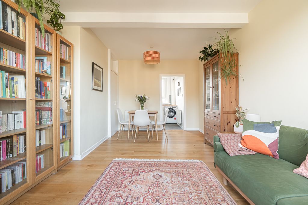 Property photo 3 of 21 Property Image 3