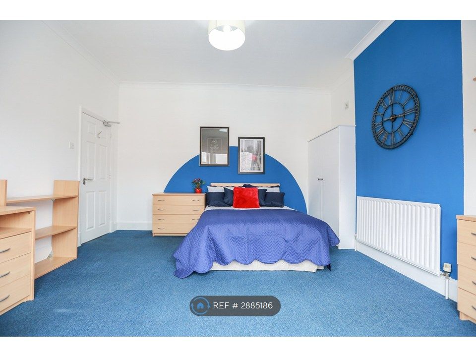 Property photo 3 of 9