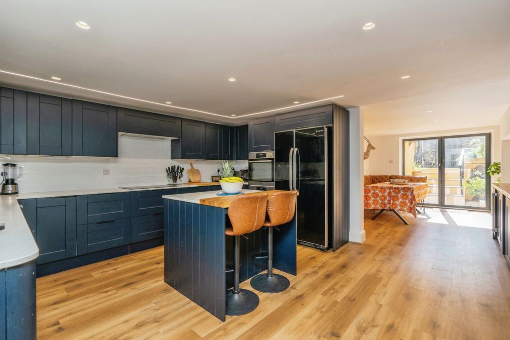 Property photo 2 of 20 Kitchen/Diner
