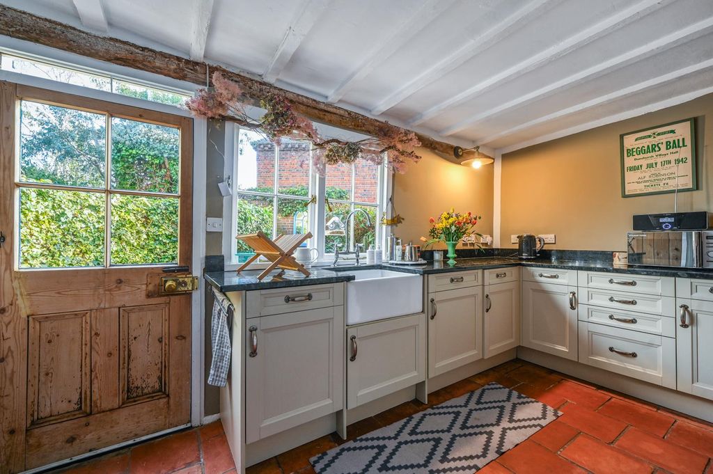 Property photo 3 of 13 33 The Street - Tn262Bu -Photo (9)