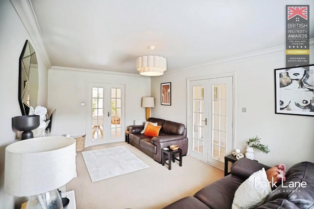 Property photo 2 of 30