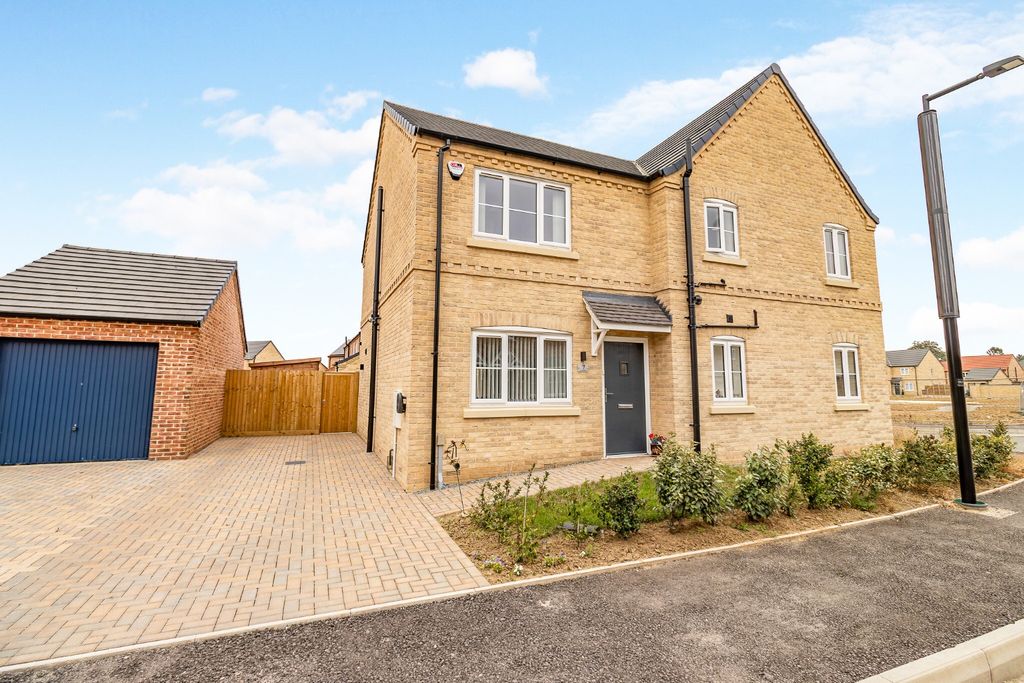 Property photo 1 of 23 5294971