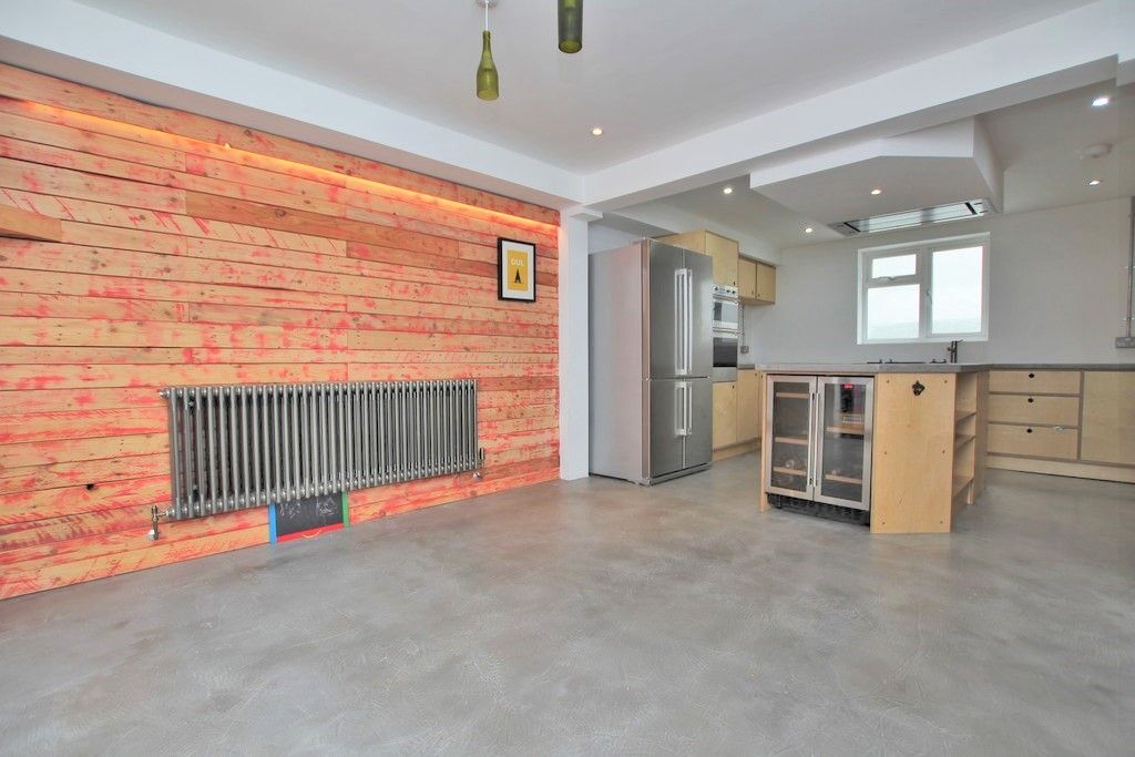 Property photo 1 of 22 16