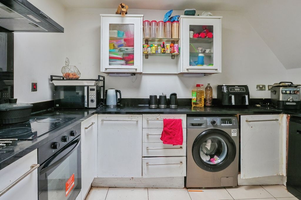 Property photo 2 of 19 Pbox-Img.Jpg