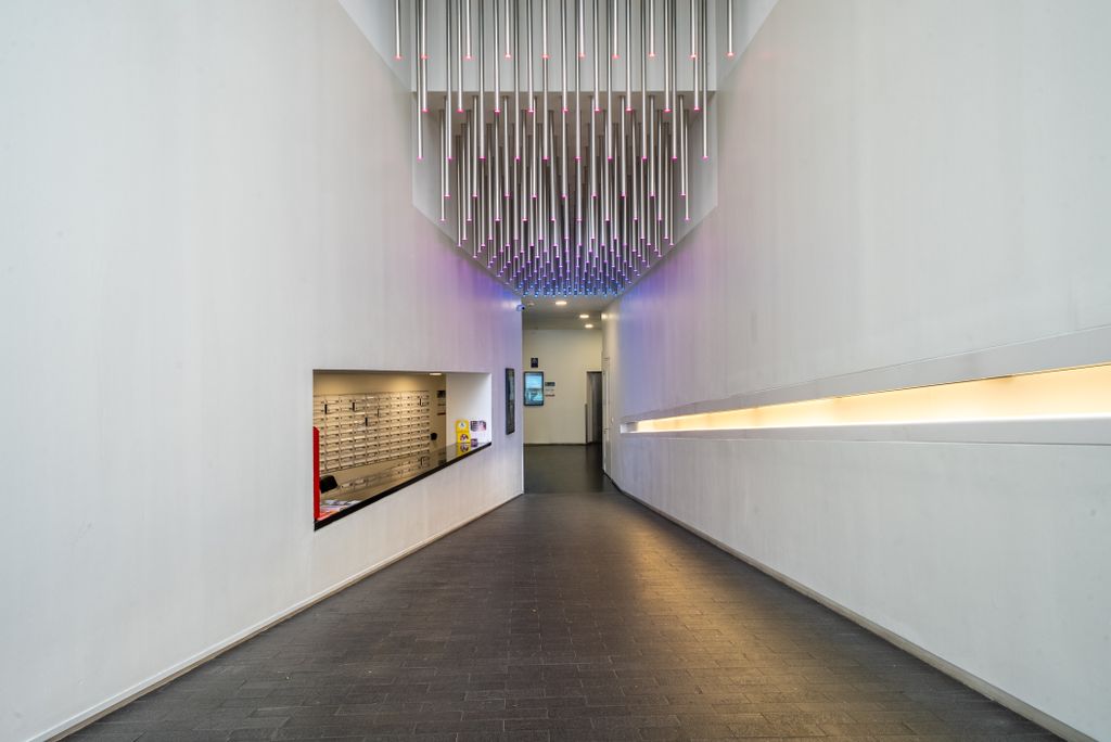 Property photo 2 of 13 Rotunda00017