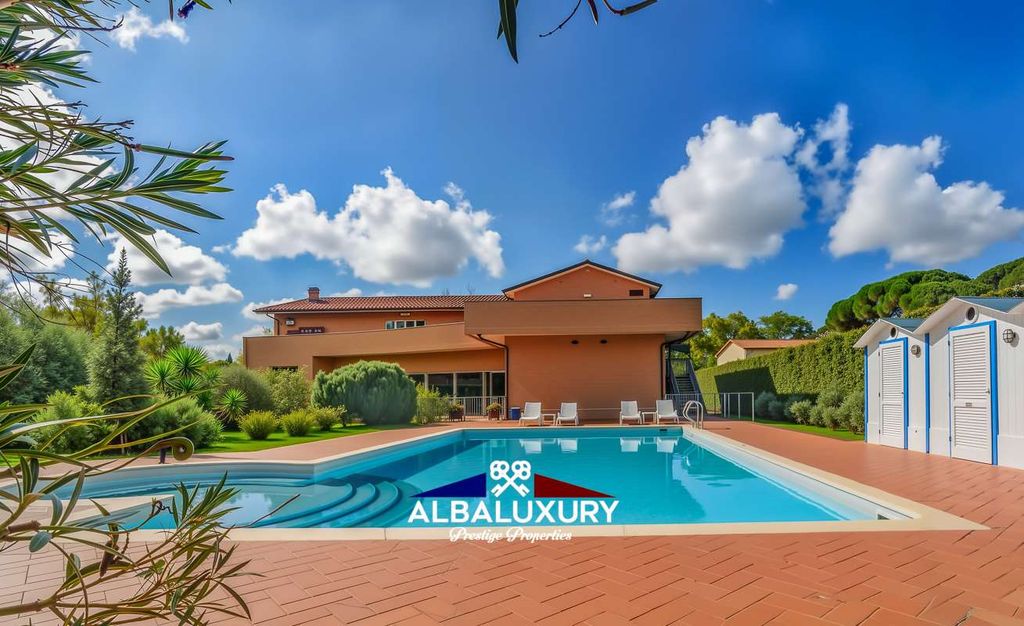 Property photo 1 of 43