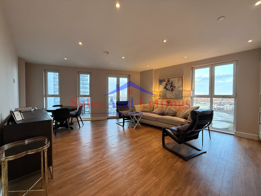 Property photo 3 of 7