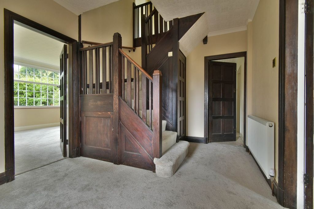 Property photo 3 of 22