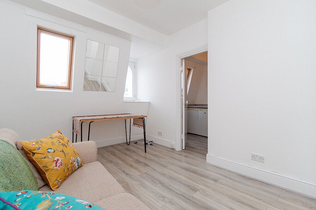 Property photo 3 of 11 Img_1598.Jpg