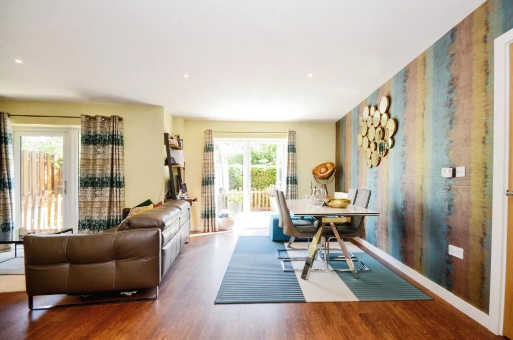 Property photo 2 of 9 Davidson Frost-Wellings, Dfw, Royal Court, Living