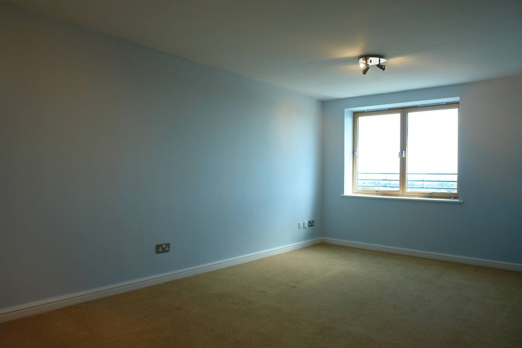 Property photo 2 of 4