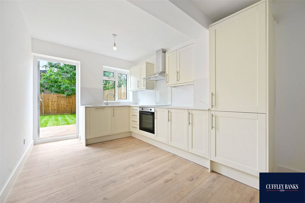 Property photo 1 of 12 Picture No. 01
