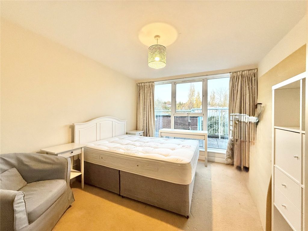 Property photo 2 of 12 Picture No. 03