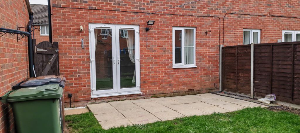 Property photo 1 of 5