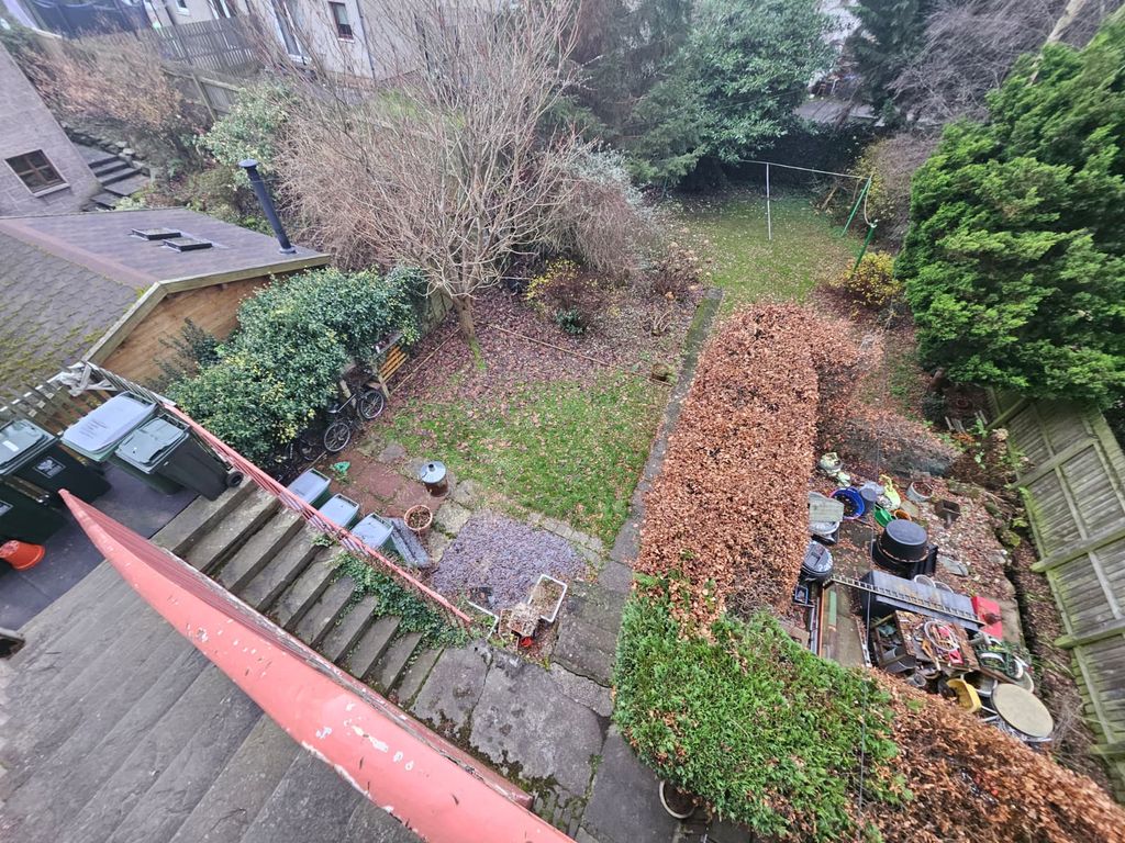 Property photo 3 of 9 Gallery