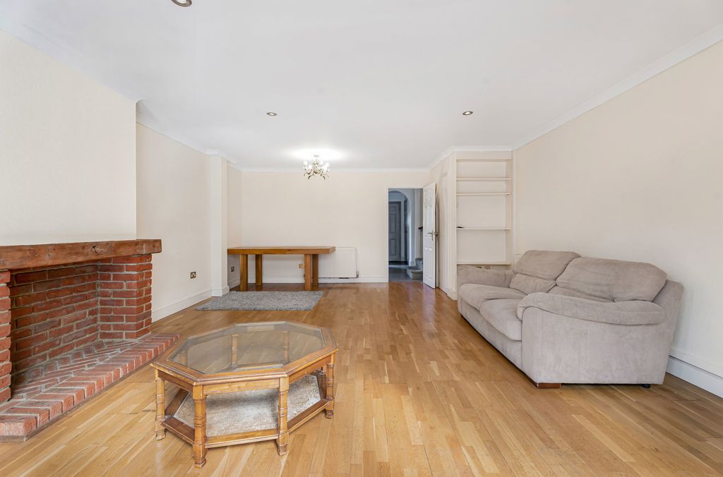Property photo 2 of 27 Reception Room