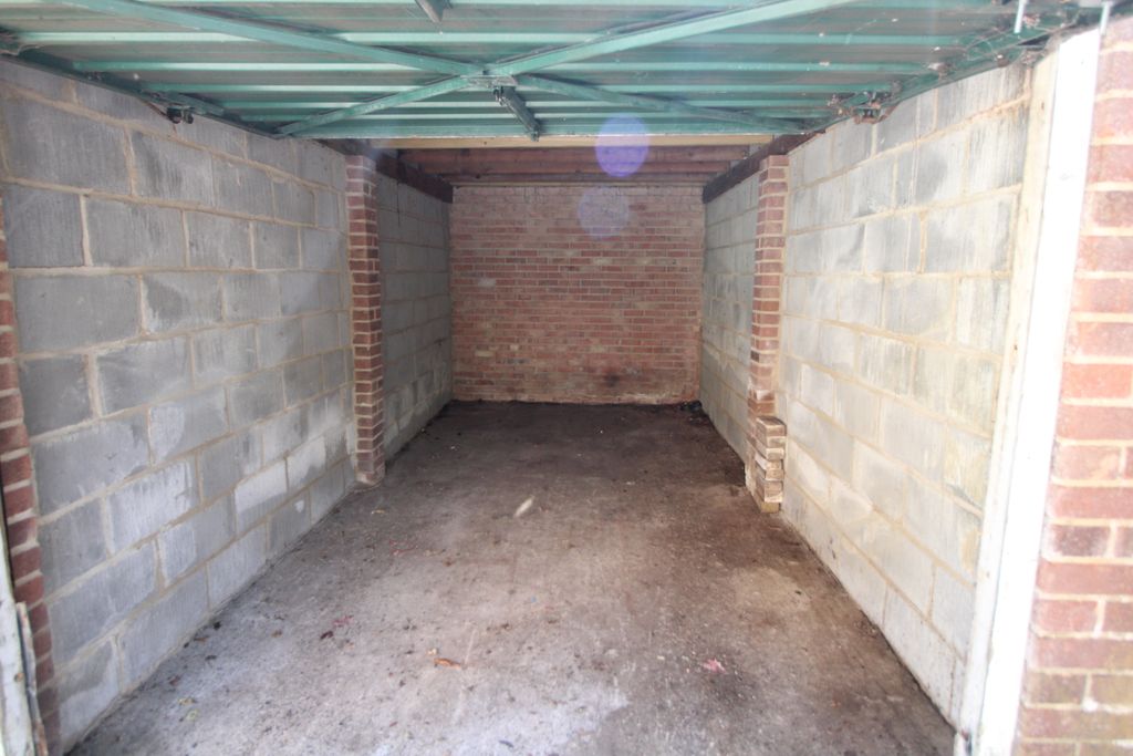 Property photo 2 of 2