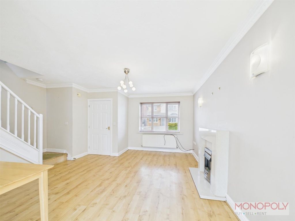 Property photo 3 of 13 Cam01979G0-Pr0415-Still008.Jpg