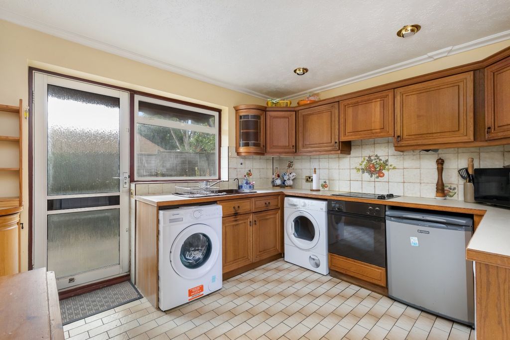 Property photo 3 of 15 5505052