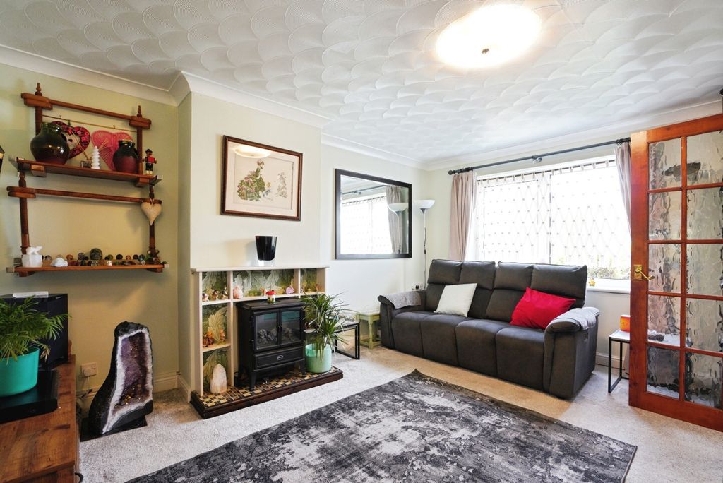 Property photo 2 of 20 Pbox-Img.Jpg