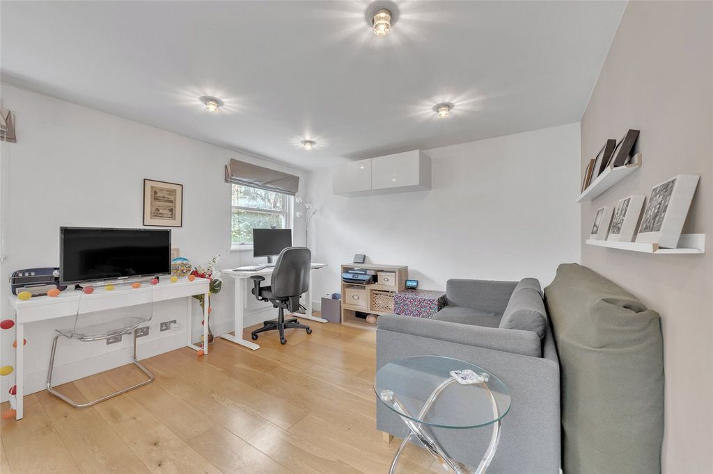 Property photo 1 of 11 Picture No. 05