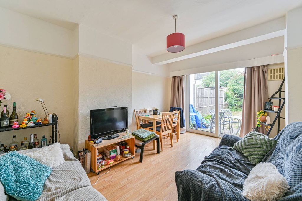 Property photo 1 of 16