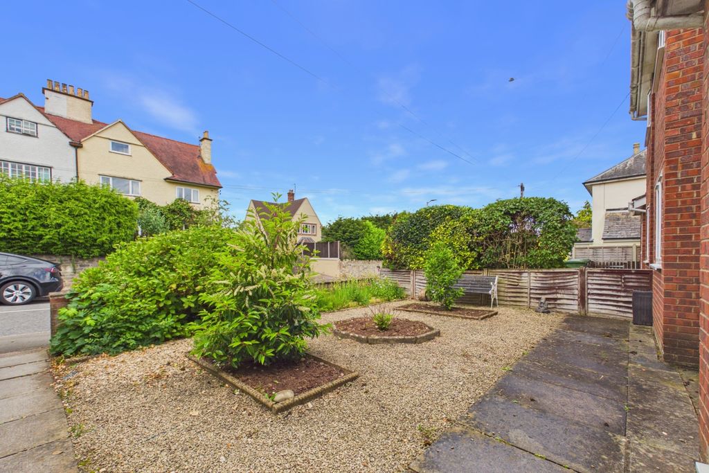 Property photo 3 of 12 Picture No. 07