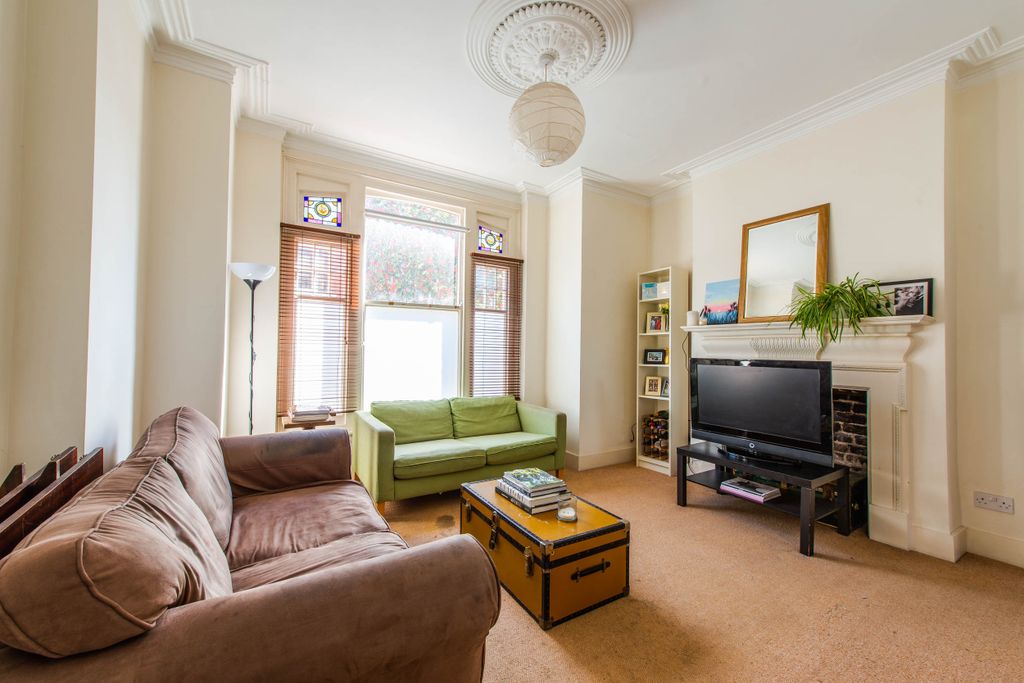 Property photo 1 of 9 Reception 