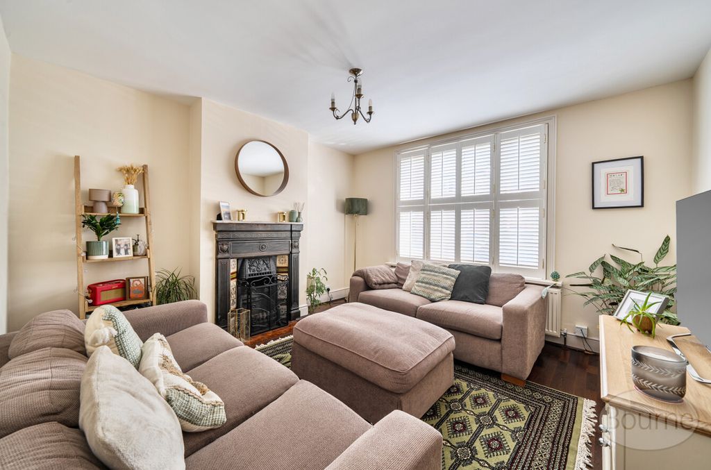 Property photo 2 of 10 314Fa7Aa-41B7-486...