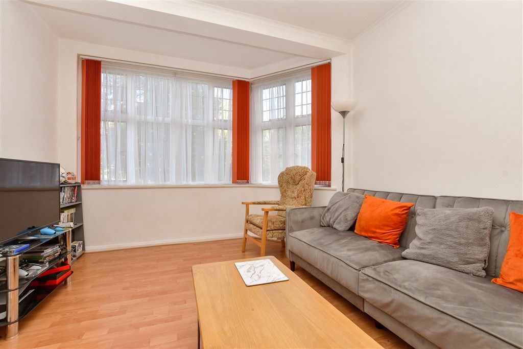 Property photo 2 of 10 Living Room