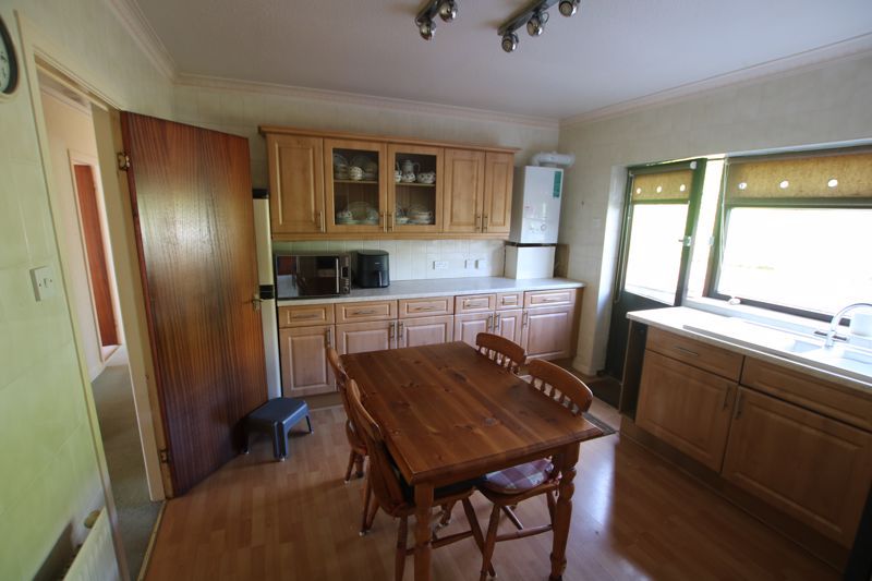 Property photo 3 of 23 Photo 28