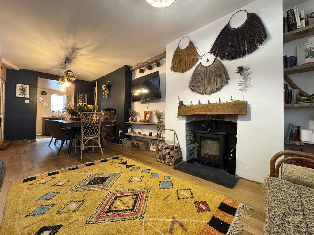 Property photo 2 of 22 Picture No. 02