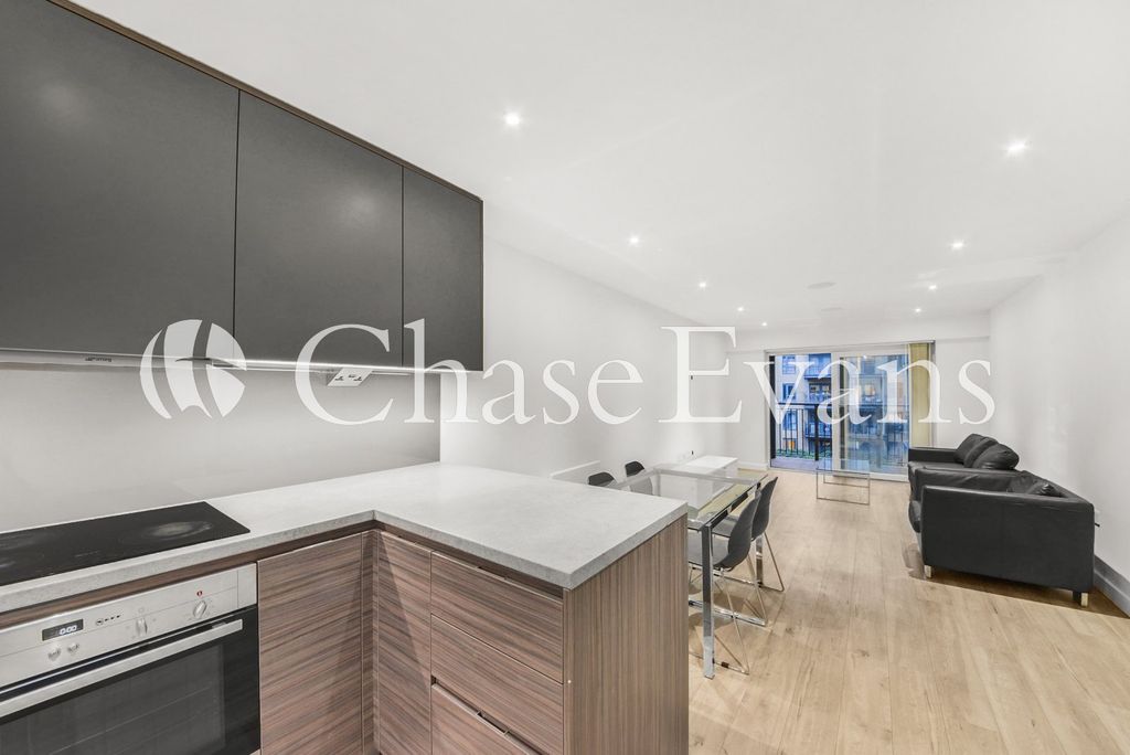 Property photo 1 of 15 Kitchen