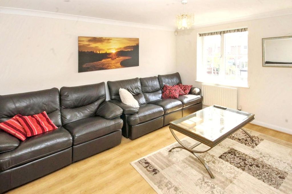 Property photo 2 of 7 0_Xjgjhc70Ep4N9Micnl_W (1).Jpg