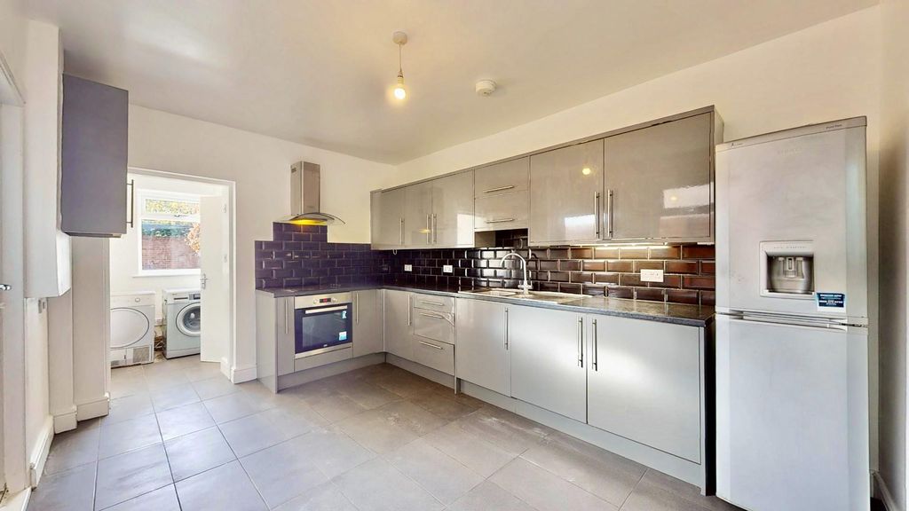 Property photo 3 of 21 Img_3062.Jpg