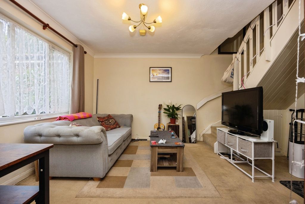 Property photo 2 of 20 Pbox-Img.Jpg