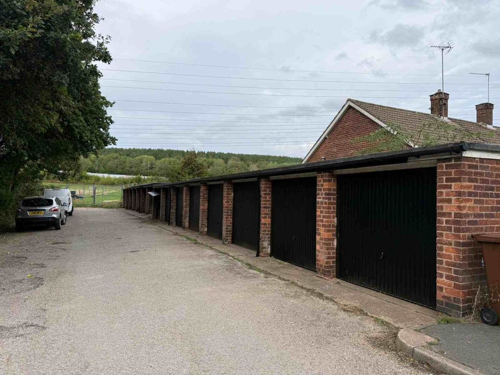 Property photo 1 of 3