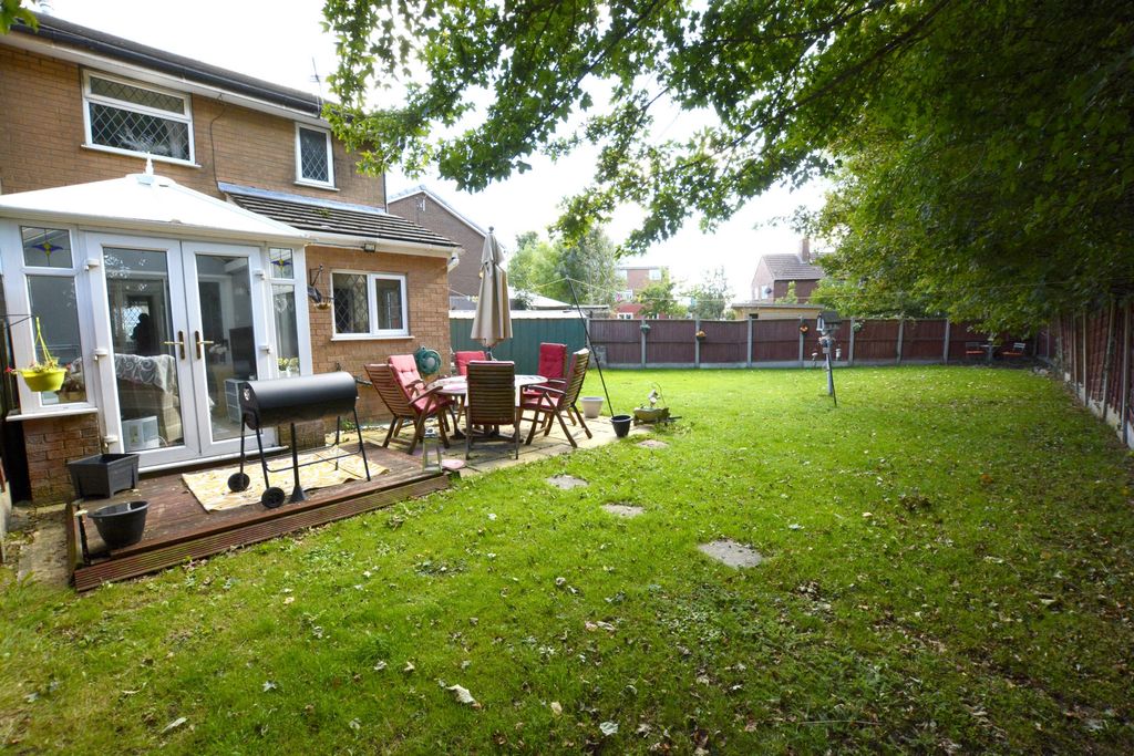 Property photo 1 of 18 Photo 3