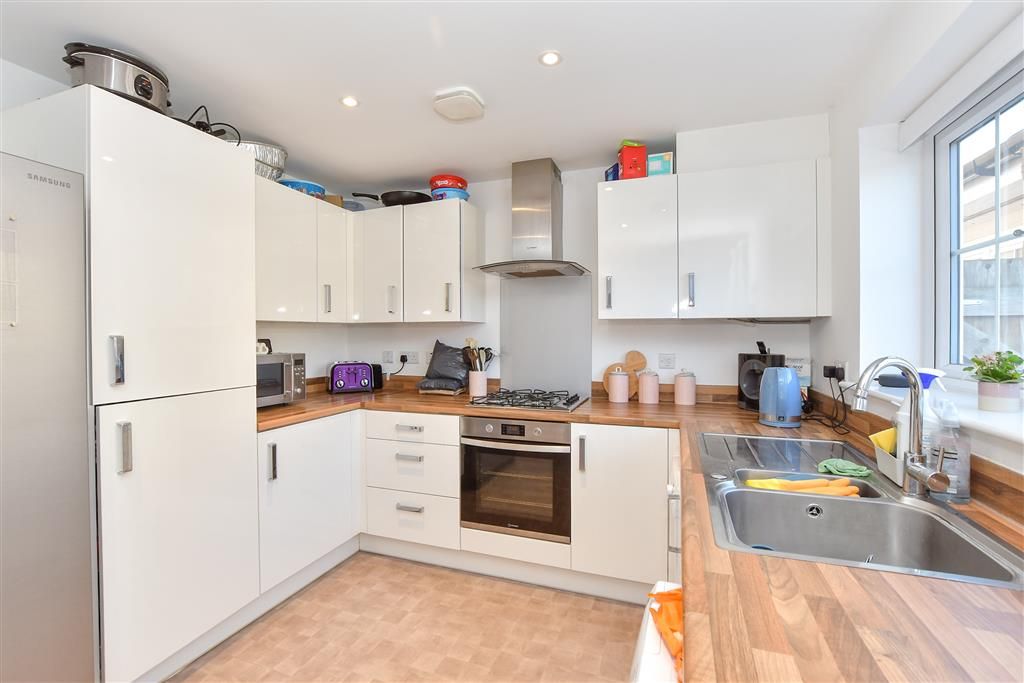 Property photo 2 of 10 Kitchen/Diner