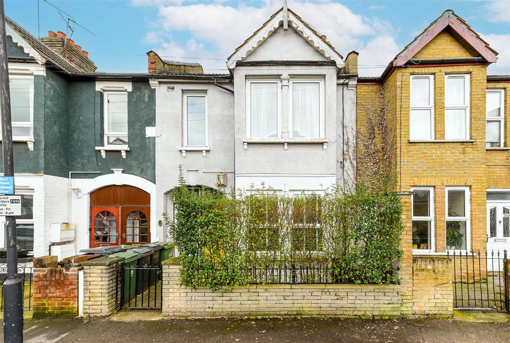 Property photo 1 of 21