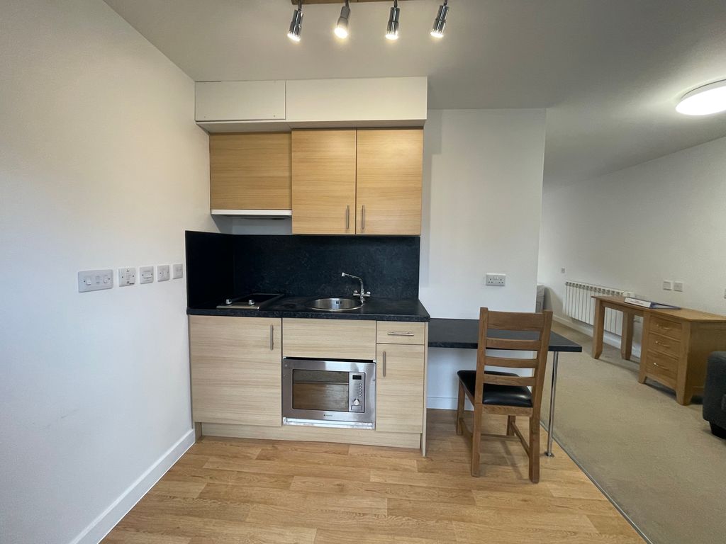 Property photo 3 of 13 Kitchen