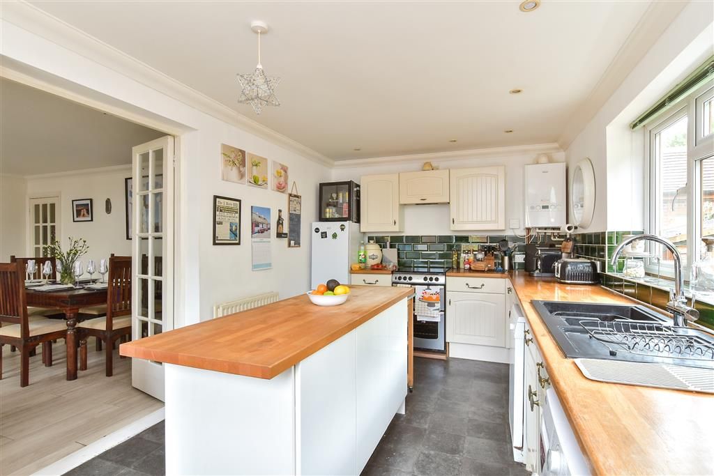 Property photo 3 of 13 Kitchen