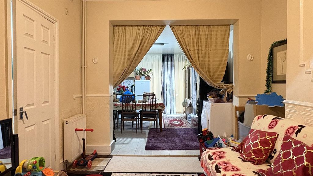 Property photo 2 of 14 6985B5504E6Ed8B9Bccabf99_220848A5d12605799279Ed9d4