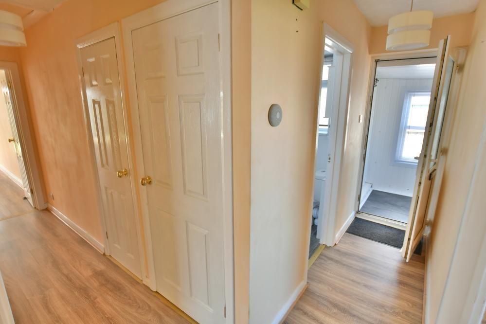 Property photo 3 of 18 Agents Notes